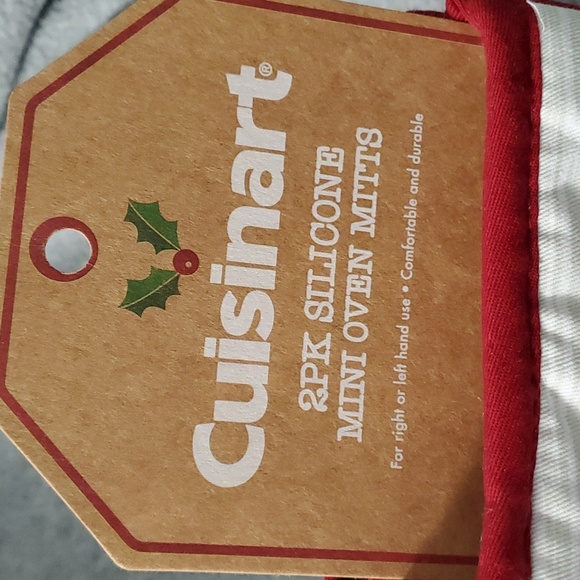 Cuisinart Christmas ovenmitts - Picture 2 of 3